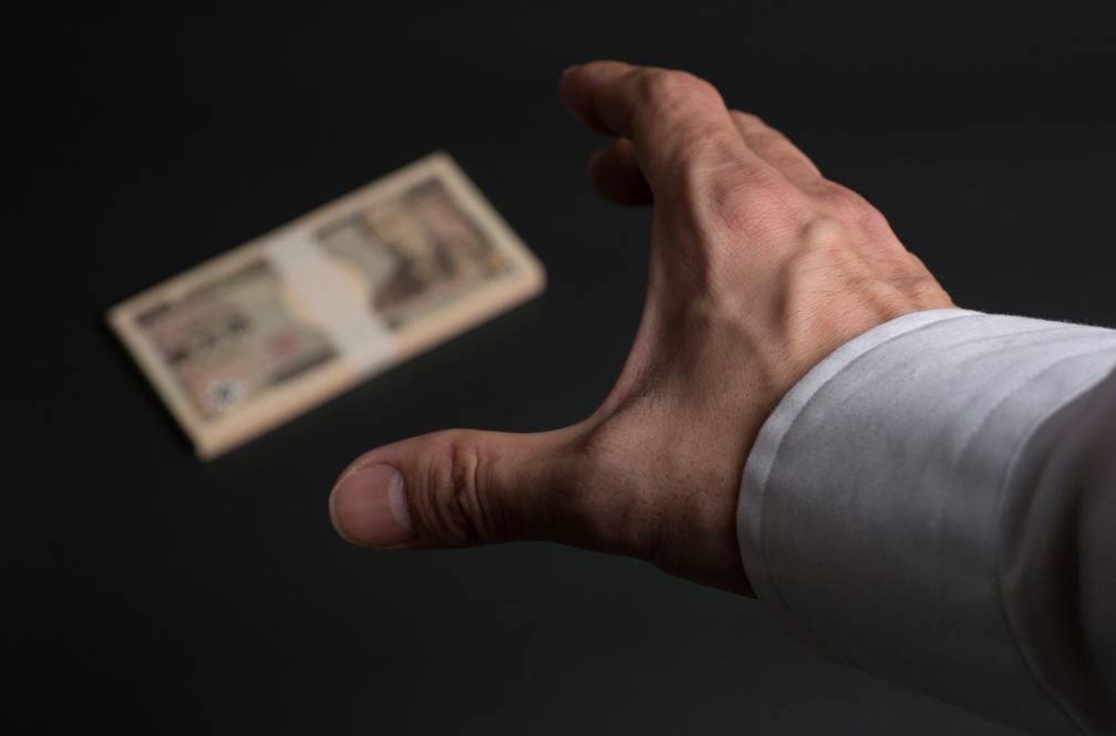 お金と時間が無駄になるイメージ